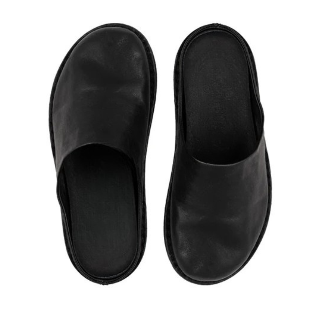 Calçado de Couro com Design Ergonómico e Fabrico Artesanal Unisexo