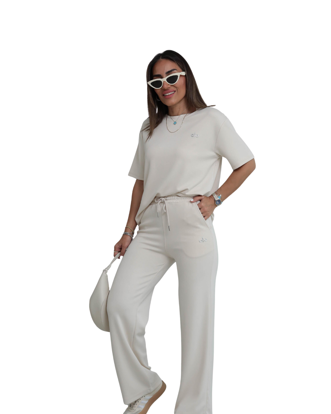 Conjunto feminino com estilo minimalista