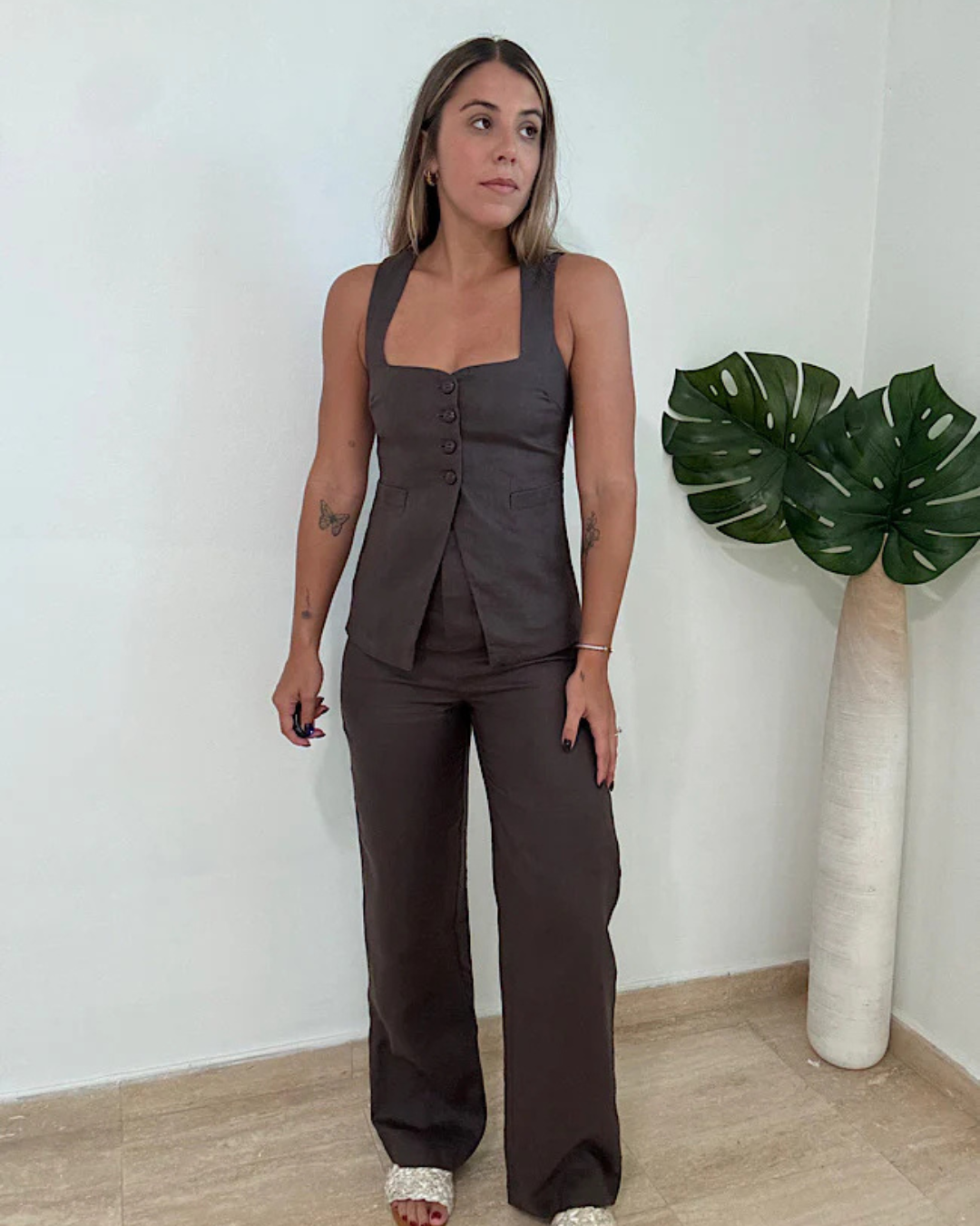 Conjunto Feminino Linho Chic Elegância Minimalista e Caimento Sofisticado