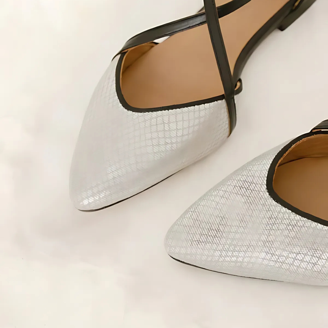 Sapatos Bailarina com tiras cruzadas para mulher