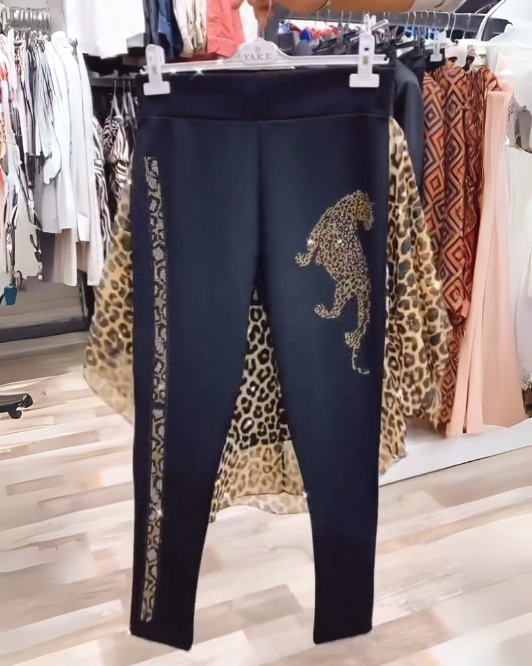 Conjunto de duas peças com estampa de leopardo