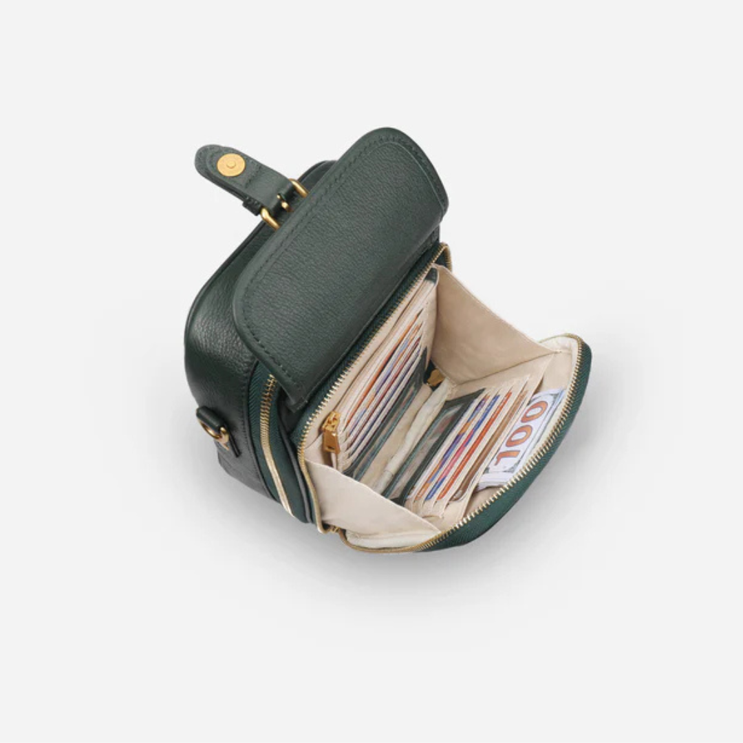 Bolsa de Ombro Compacta com Design Elegante e Fecho de Fivela