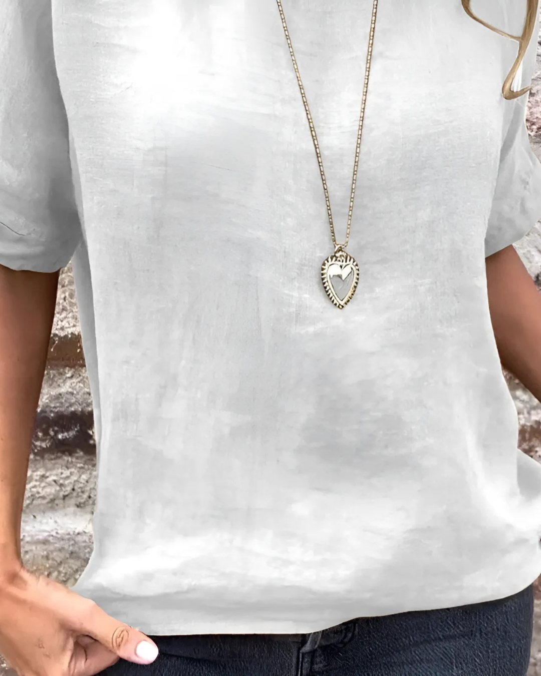 Blusa de Linho e Algodão com Gola Redonda e Meia Manga