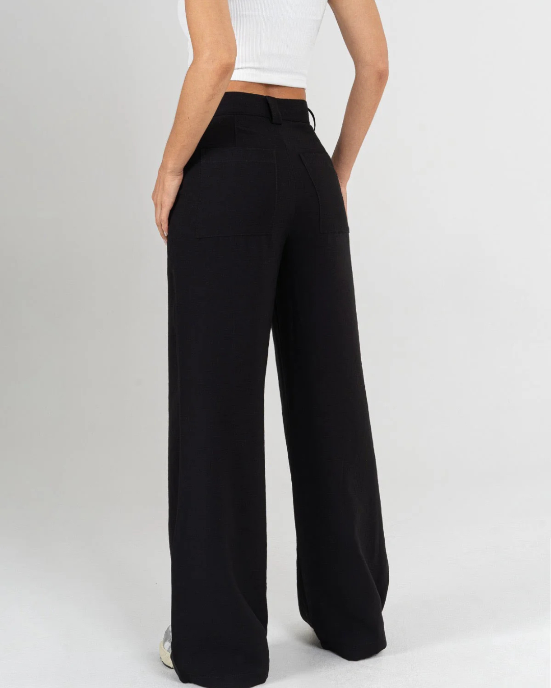 Calças Rectas de Cintura Alta e Bolsos Frontais de Estilo Utilitário