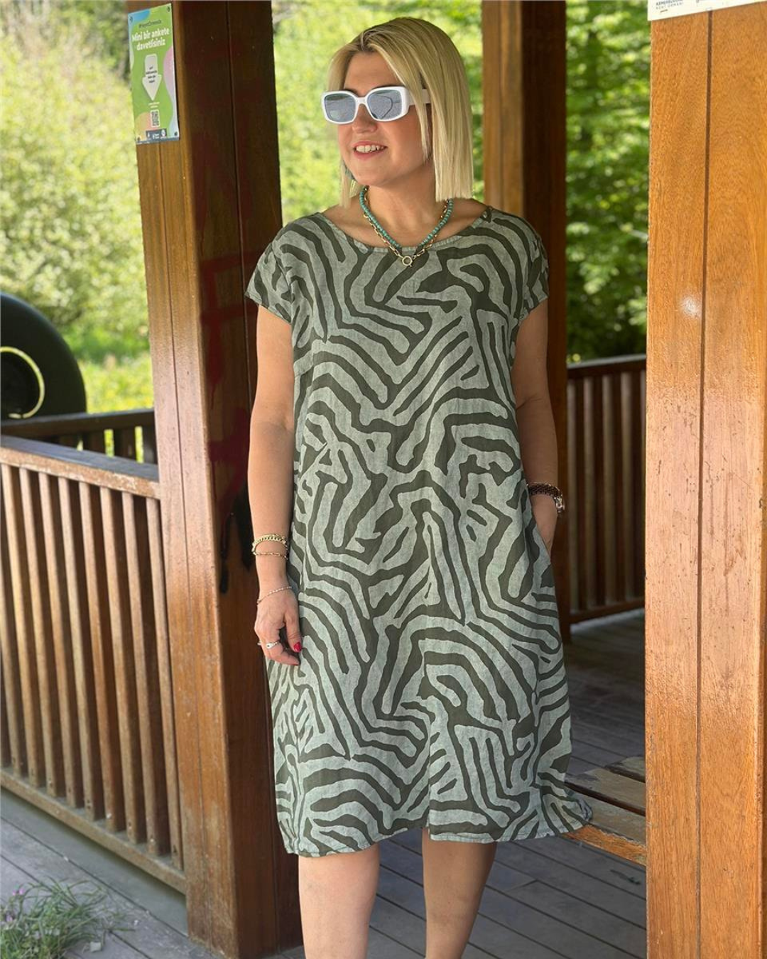 Vestido curto Boho solto e justo