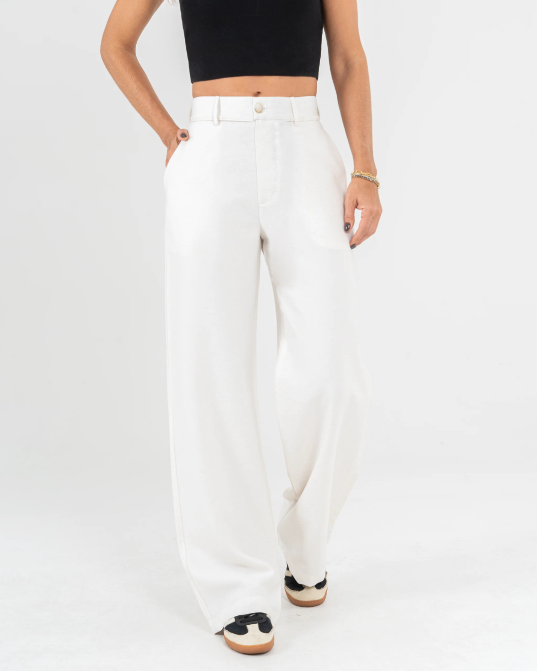 Calças Rectas de Cintura Alta e Bolsos Frontais de Estilo Utilitário